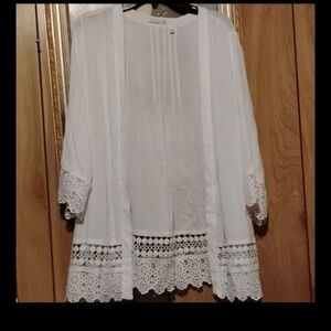 Notations Open Front eyelet Jacket White quarter length Sleeve